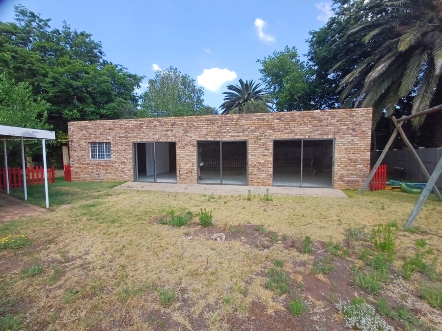 4 Bedroom Property for Sale in Flamwood North West